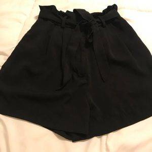 Women Paperbag Shorts Size 2